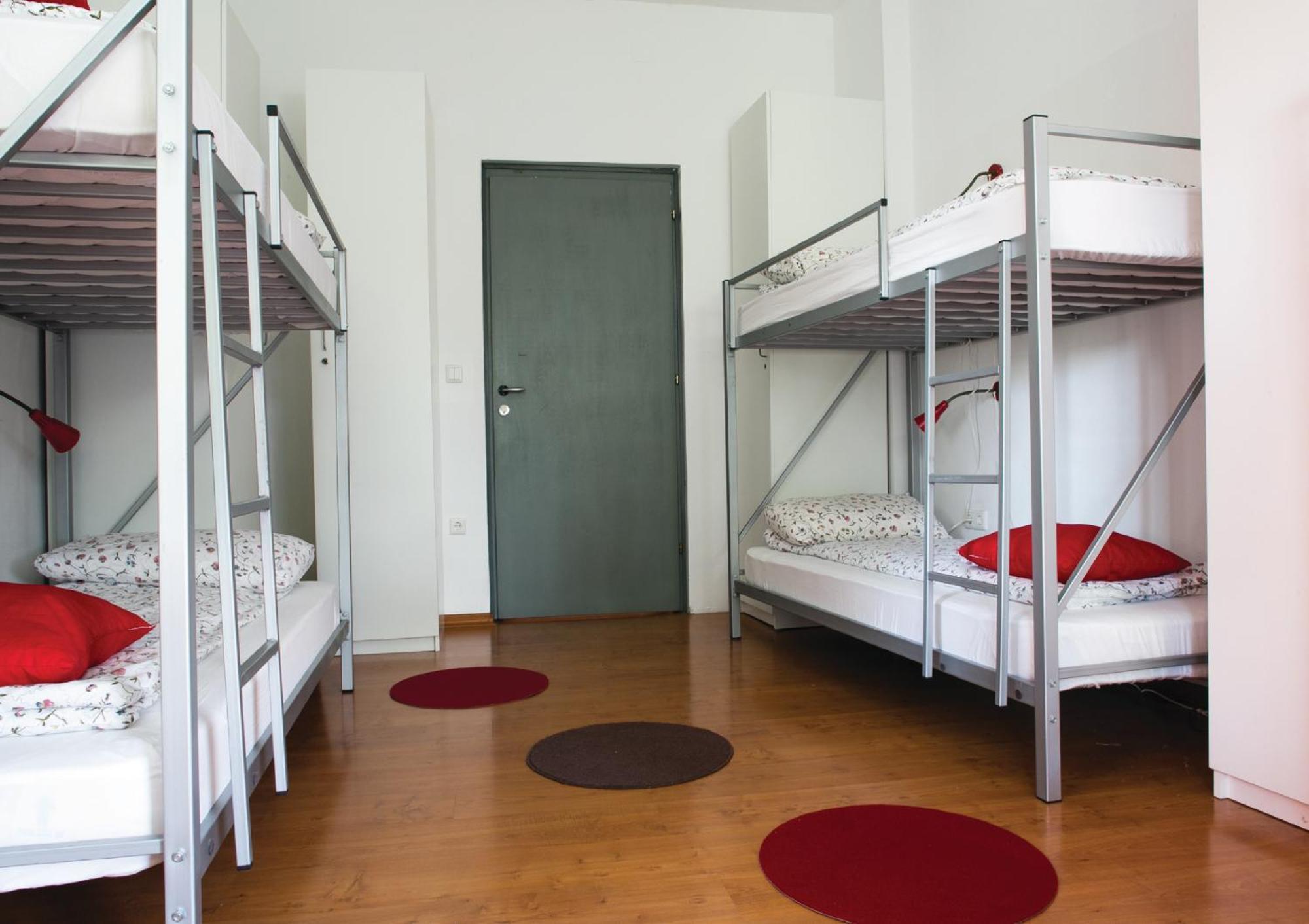 קראנז' Cukrarna Guest Accommodation מראה חיצוני תמונה